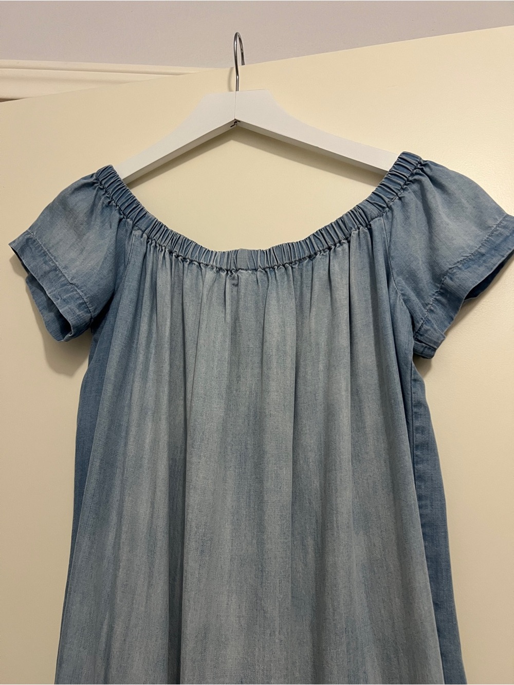 Anthropologie Cloth & Stone Off-Shoulder Mini Dress Blue Chambray Denim Western - Picture 6 of 15